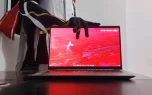 奥托：我的老朋友，可不许看我出糗哦！