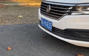开车判断不准距离，经常发生剐蹭，这条视频来帮你！