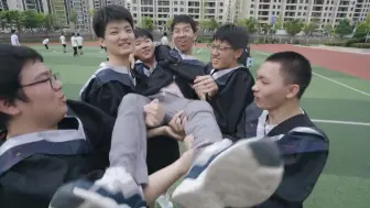 厚德学校2021届高中毕业季-高三（1）班