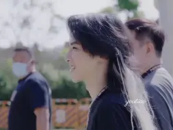 一个情绪稳定的人，内一天做了一个疯狂的决定