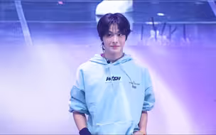 NCT Riku 姐姐真漂亮
