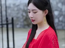 最美女帝来袭，转世重修的女帝拜师废柴小伙，殊不知小伙将炼气修炼至3000层早已无敌世间《炼气3000层，开局收女帝为徒17-261全集未删减》