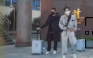“张若昀肠胃不舒服”