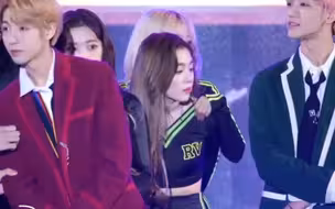 Seulrene 反正没人看见 偷偷甜一下