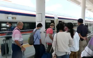 中国铁路飙速进军东南亚，高铁霸榜东盟，海外称它是现代四大发明