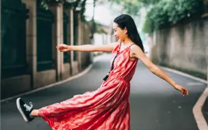 旅游拍照不会摆动作，看这里