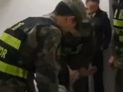 戒网瘾学校上门抓人14岁的网络大咖女生沉迷游戏忤逆父母