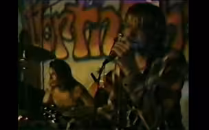 Dave Grohl 的第一场 Nirvana演出 ! 1990年月 奥林匹亚 北岸冲浪俱乐部现场 [部分录像]