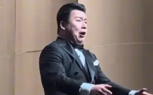 金 子 般 的 男 中 音