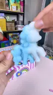 橘子妹的玩具都是从洞洞乐里抽到的