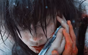 “她死在了，他最爱她的那年”