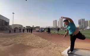 5㎏铅球  上个19m