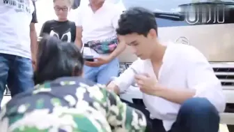 《盛势》，小妖龚俊向化妆师撒娇说疼，俊俊也太会撒娇啦！