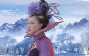 绿姬来找万年雪藕，没想到出师不利，先被雪妖冻成了冰蜥蜴.