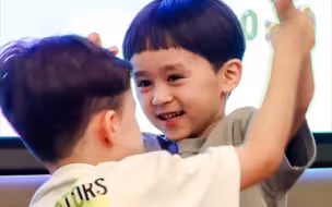 本：hiong啊，莫西嗒  本就是威廉的向哥葵