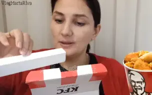 [Vlog Marta Riva]白巧克力条｜吞咽｜脆脆的声音好好听
