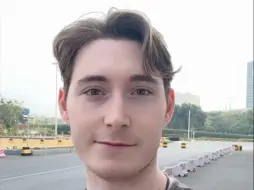 当你们碰到how are you会怎么回答呢?