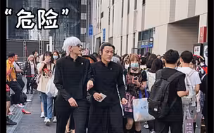CP28-卡琳娜从你身边走过的视角！