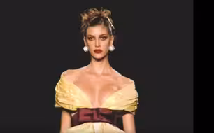 【秀场考古】VALENTINO 2005 春夏高定系列秀场