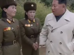 将军：女兵一定是女的，不能是男的