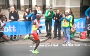 天赋异禀确实鹤立鸡群 但努力也会使人更加耀眼