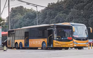 【跨越几百里 只为见到你】 台州公交 正特股份 全国目前唯一的青年三轴JNP6137GB
