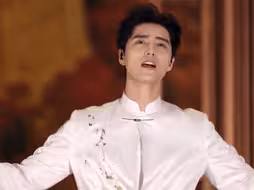 【阿云嘎】男声独唱《灯火里的中国》（高清流畅版）| 第33届四月之春友谊艺术节
