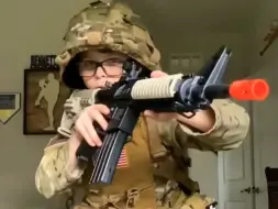 美军第三步兵师（童版）战术装备展示。
