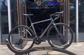 第十代 TCR ADV 3 闪耀灰根据客户需求下完成升级禧玛诺shimano 7170电变套件