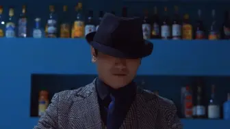 我不想在铜梁调酒了，我想去美国竞选总统！