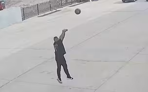 不是大哥，你是安东尼啊？！！