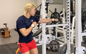 卡卡罗特200kg硬拉