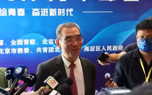 林毅夫：两岸青年要携手打拼 为民族复兴做出贡献