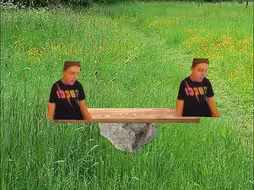 当我和朋友玩跷跷板