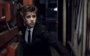Justin Bieber又一个帅痞来了