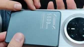 7000多的华为mate70pro天天吃这种粗粮，给他换个细糠试试