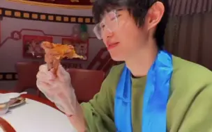 一诺：上次人太多，这次独享美食啦