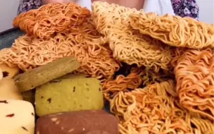 多人版干脆面零食吃播合集