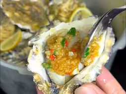 高压锅生蚝，不用加一滴水，吃起来太鲜了！！