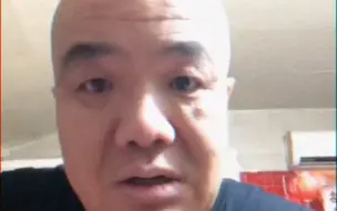 刀哥我用双节棍打使你奶奶