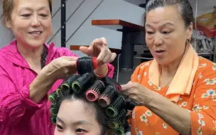 来苏州旅游，总要穿一次旗袍、到老式理发店烫个头吧！