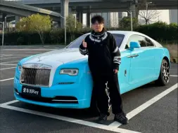 向粉丝借100台车，劳斯莱斯魅影，这颜色真喜欢，你们呢？#劳斯莱斯魅影双拼