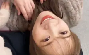 【中字】真夏和咩咩的膝枕挑战