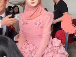 回族婚礼的新娘造型太惊艳，服饰细节美到每一帧都想截图！#新娘 #婚礼