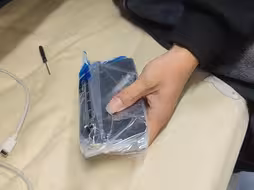 拍机堂500买的小米13，被炸到了已老实。