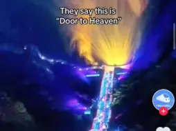 外网看天门山夜景！海外网友：他们总是做一些如此壮观的事情!?