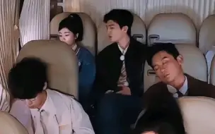 【白鹿x范丞丞】你腿搭她腿上得了呗。