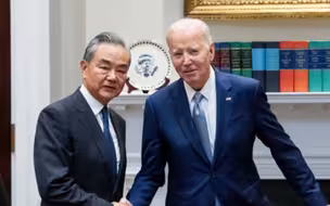 美国总统拜登会见王毅