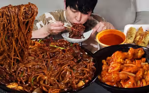 韩国富二代，吃老汉城炸酱面，比老北京还要地道，你喜欢吗？