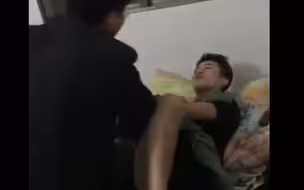 说唱男孩diss父亲